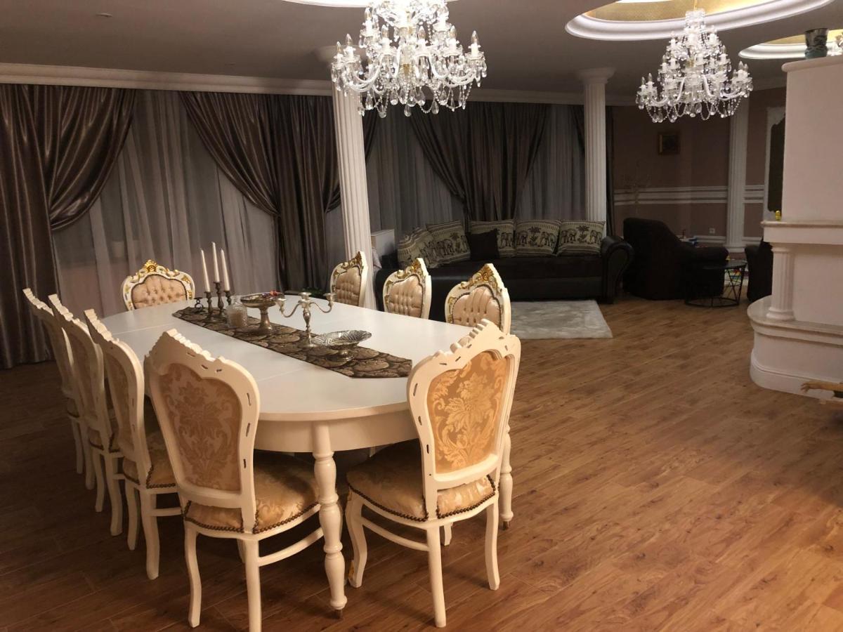 Hotel Galeria Pezinska Baba Bazin Kültér fotó