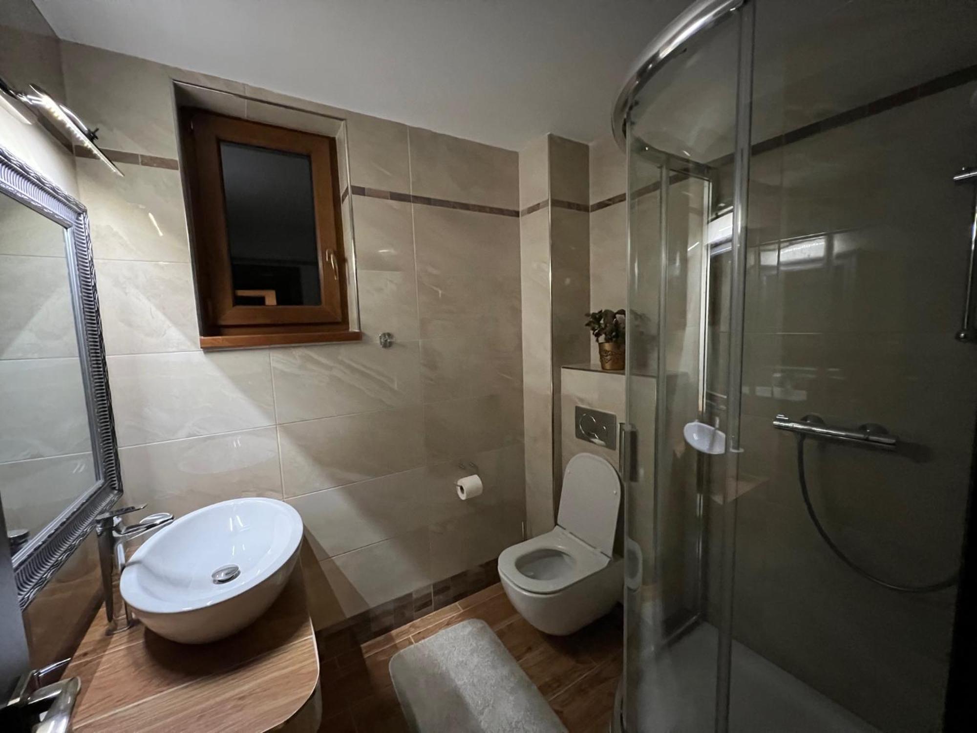 Hotel Galeria Pezinska Baba Bazin Kültér fotó